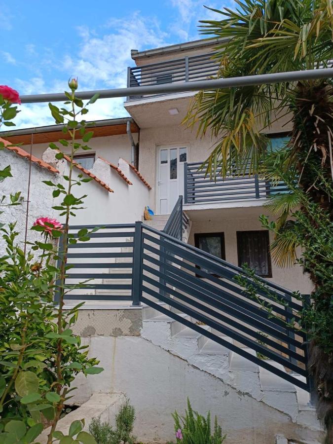 Apartments Daris Mostar Eksteriør bilde