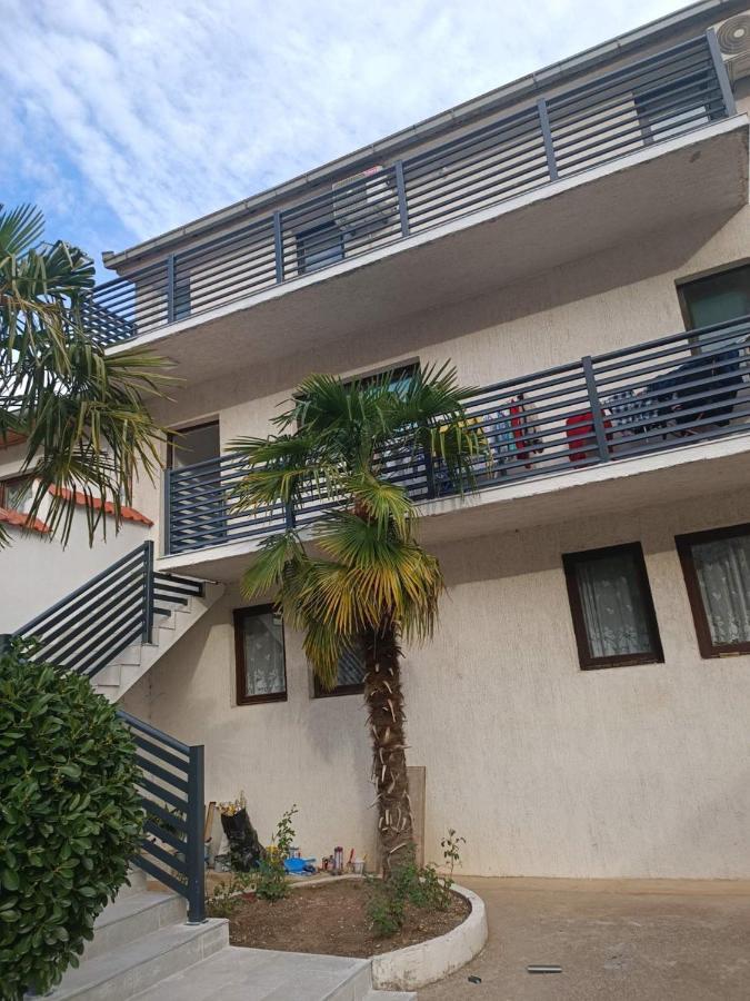 Apartments Daris Mostar Eksteriør bilde